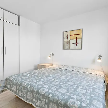 아파트 Sopark Lejl 52 구드옘